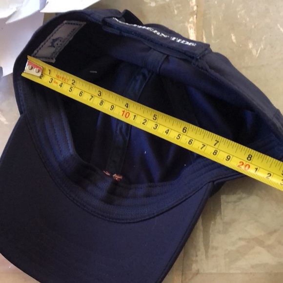 Southern Tide 🌊 Classic bb style cap with adjustable velcro strap in back - Picture 11 of 12